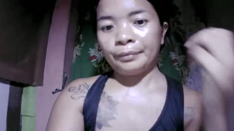 naughtymom_33 online show from May 2026 07:05:01 AM