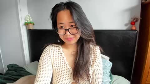 Gigi Chu  online show from May 2026 08:18:01 AM