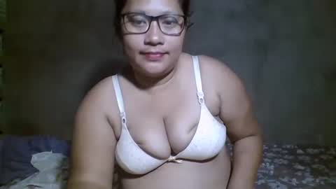 Snapshot of naughtypinay08 chatting on March 2026 02:44:01 PM juls online show from March 2026 02:44:01 PM