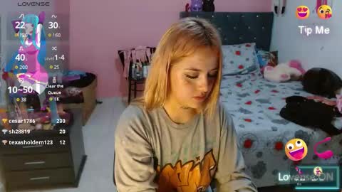 Snapshot of naughtyplayass chatting on December 2024 06:30:02 AM naughtyplayass online show from December 2024 06:30:02 AM