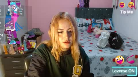 Snapshot of naughtyplayass chatting on December 2024 06:27:01 PM naughtyplayass online show from December 2024 06:27:01 PM