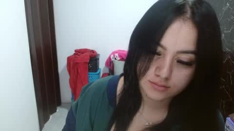 naughtyplayass online show from April 2026 05:06:02 PM