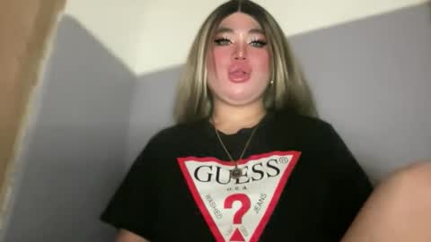 Snapshot of naughtyrosecum chatting on November 2025 05:01:02 PM Rose Wilson online show from November 2025 05:01:02 PM