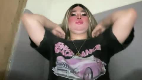 Snapshot of naughtyrosecum chatting on November 2025 03:22:01 PM Rose Wilson online show from November 2025 03:22:01 PM