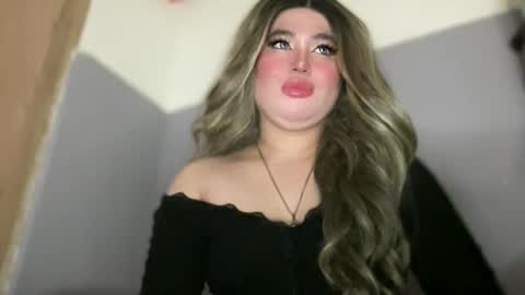 Snapshot of naughtyrosecum chatting on November 2025 01:25:02 PM Rose Wilson online show from November 2025 01:25:02 PM