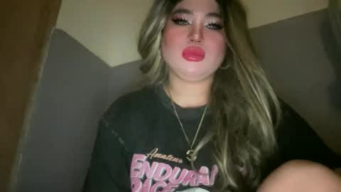 Snapshot of naughtyrosecum chatting on December 2025 03:16:02 PM Rose Wilson online show from December 2025 03:16:02 PM