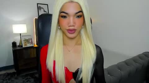 Cassie online show from October 2025 04:34:02 AM