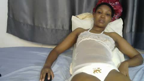 naughtyy4u online show from July 2026 08:22:02 PM