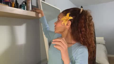 Snapshot of naugthtycurls chatting on December 2025 04:22:01 PM Arantxa online show from December 2025 04:22:01 PM