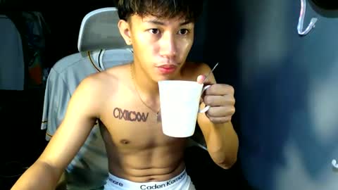 Loy online show from May 2026 07:31:01 PM