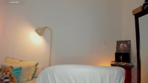 Natan online show from September 2025 04:03:02 AM