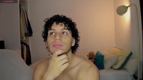 Natan online show from November 2025 08:25:01 AM