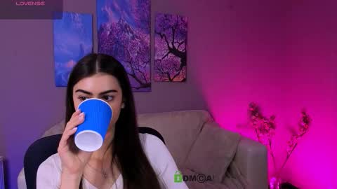 Snapshot of naya_may chatting on January 2026 10:19:02 AM Naya online show from January 2026 10:19:02 AM