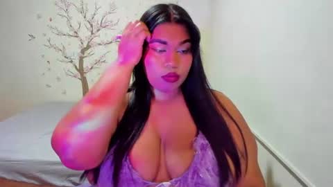 nayara_hinny online show from June 2026 12:02:02 AM