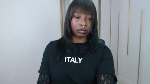 Nayaris 3 online show from April 2026 03:14:02 PM