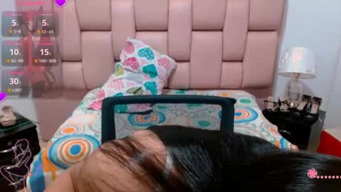 nayla online show from April 2026 07:55:02 PM