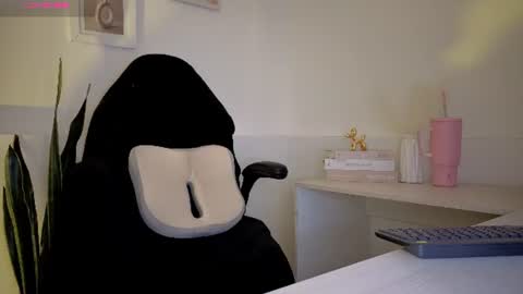 Hellen online show from July 2026 07:49:02 PM