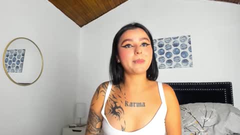 Snapshot of nebulalux chatting on October 2025 11:17:02 PM NEBULA LUX online show from October 2025 11:17:02 PM