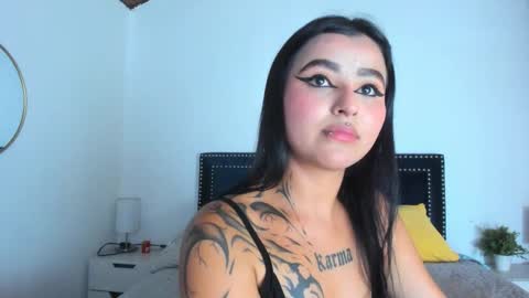 Snapshot of nebulalux chatting on October 2025 08:07:01 PM NEBULA LUX online show from October 2025 08:07:01 PM