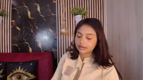Esmeralda online show from July 2026 03:32:02 PM