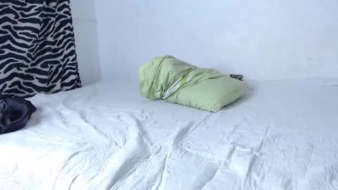 Snapshot of neccesitysexxxxx chatting on September 2025 02:44:01 AM neccesitysexxxxx online show from September 2025 02:44:01 AM