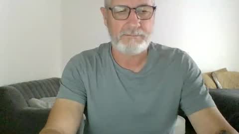 Snapshot of neckdown12 chatting on February 2026 09:49:01 PM neckdown12 online show from February 2026 09:49:01 PM