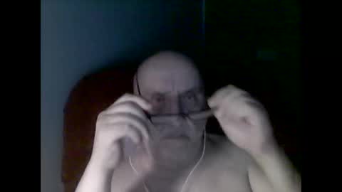 Tom online show from November 2025 12:05:01 AM