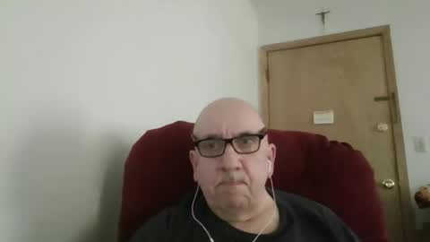 Tom online show from April 2026 10:29:02 PM