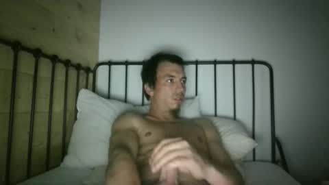needyou93 online show from May 2026 07:09:02 PM