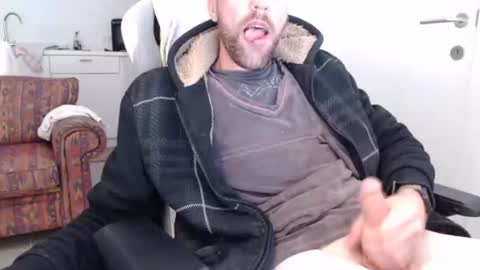 needyoujust online show from September 2025 10:55:02 PM