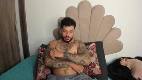 Nei turn green online show from October 2025 02:12:01 AM