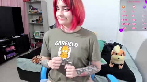 Snapshot of neeko_lol_ chatting on September 2025 09:25:02 AM Geek Nicole im Neeko UwU online show from September 2025 09:25:02 AM