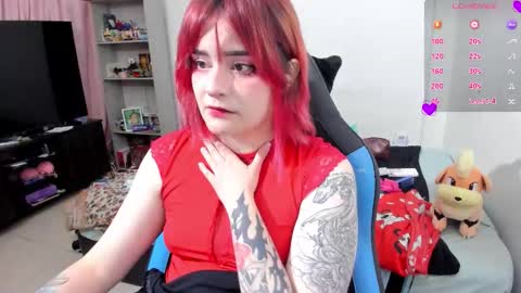 Snapshot of neeko_lol_ chatting on October 2025 12:13:02 PM Geek Nicole im Neeko UwU online show from October 2025 12:13:02 PM