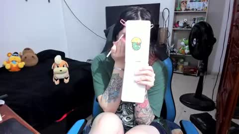Geek Nicole    im Neeko UwU online show from June 2026 11:45:01 AM
