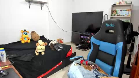 Geek Nicole    im Neeko UwU online show from July 2026 11:37:02 AM