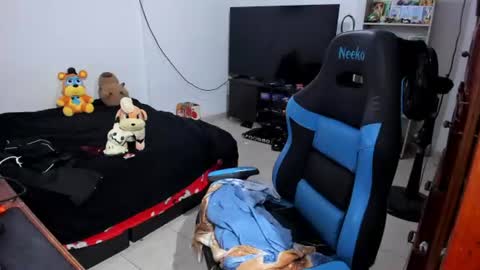 Geek Nicole    im Neeko UwU online show from July 2026 11:47:02 AM
