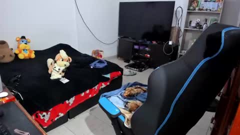 Geek Nicole    im Neeko UwU online show from July 2026 11:46:01 AM