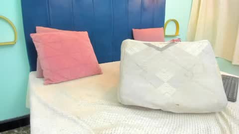 neferet_opal online show from May 2026 02:06:01 AM