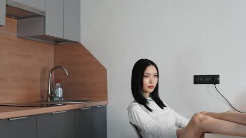 Kemi  online show from February 2026 05:17:02 AM