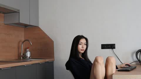 Snapshot of neferpitaa chatting on March 2026 05:08:01 AM Kemi online show from March 2026 05:08:01 AM