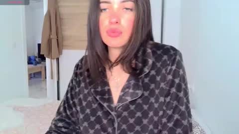 Neferutt online show from March 2026 02:57:01 PM