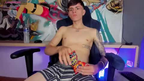 Snapshot of neill_lorde chatting on January 2026 07:26:02 PM Neill online show from January 2026 07:26:02 PM