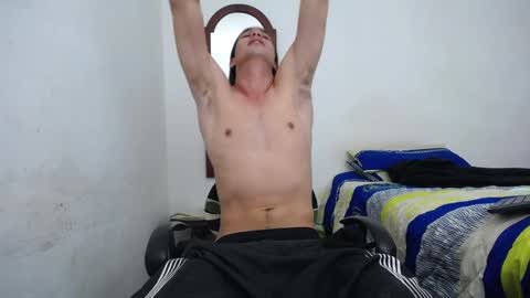 Snapshot of neitan___ chatting on February 2025 01:32:01 AM neitan___ online show from February 2025 01:32:01 AM