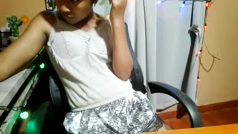 nelia_84 online show from June 2026 01:59:01 PM
