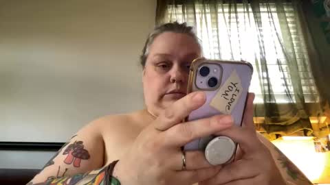 Nellie Atlas online show from May 2026 03:51:01 PM