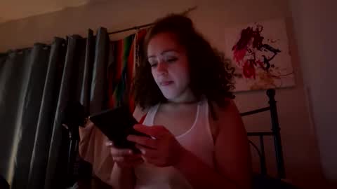 Snapshot of nellbee chatting on November 2025 04:07:01 AM Nell xo online show from November 2025 04:07:01 AM