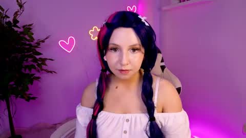 nellydrew online show from July 2026 09:00:01 AM