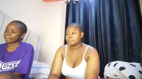 nellyeluxe online show from May 2026 08:11:01 AM