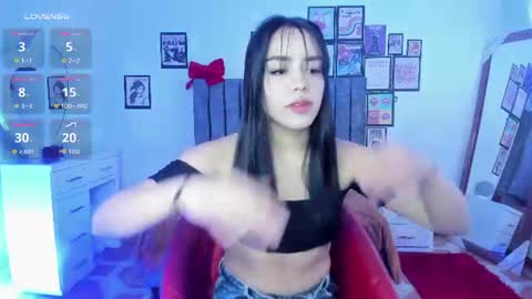 nenitaa_ online show from June 2026 08:57:01 PM