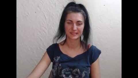 Nensy online show from March 2026 04:00:01 PM